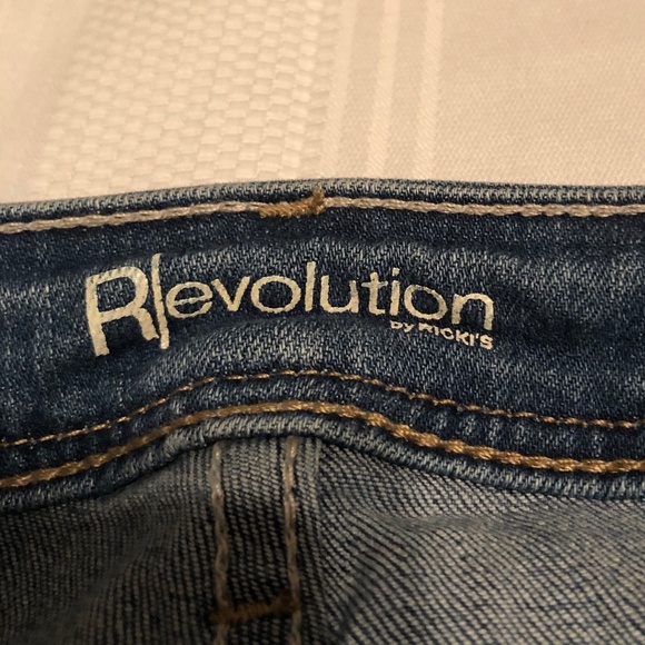 Revolution Brooke capri size 33 - leave cuffs down or roll up, new or like new - Picture 6 of 9